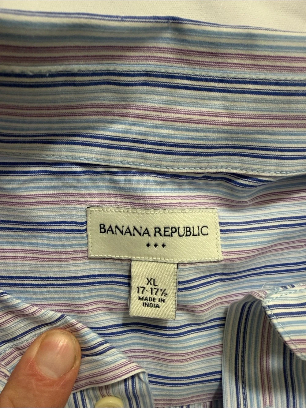 Banana Republic classic button